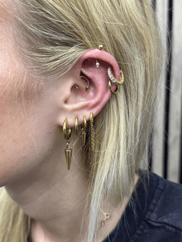 Smiley piercing professionelt udført i Horsens